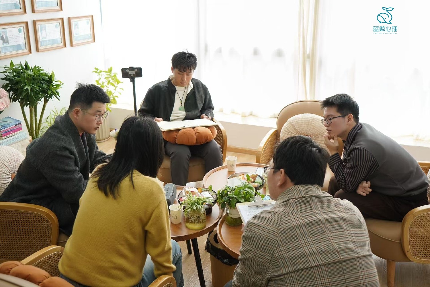 宁波青少年心理哪里好?蓝鲸心理值得推荐!